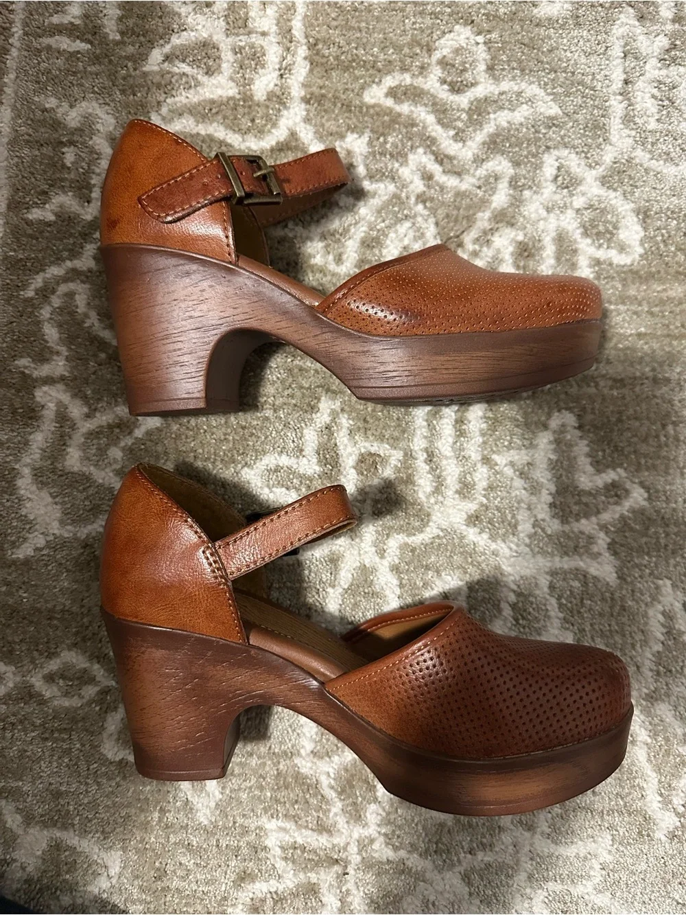 Women's Brown Mary Jane Heels with Ankle Strap - Picture 4 of 7